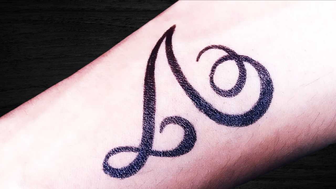 How to make Beautiful V Letter Tattoo - YouTube