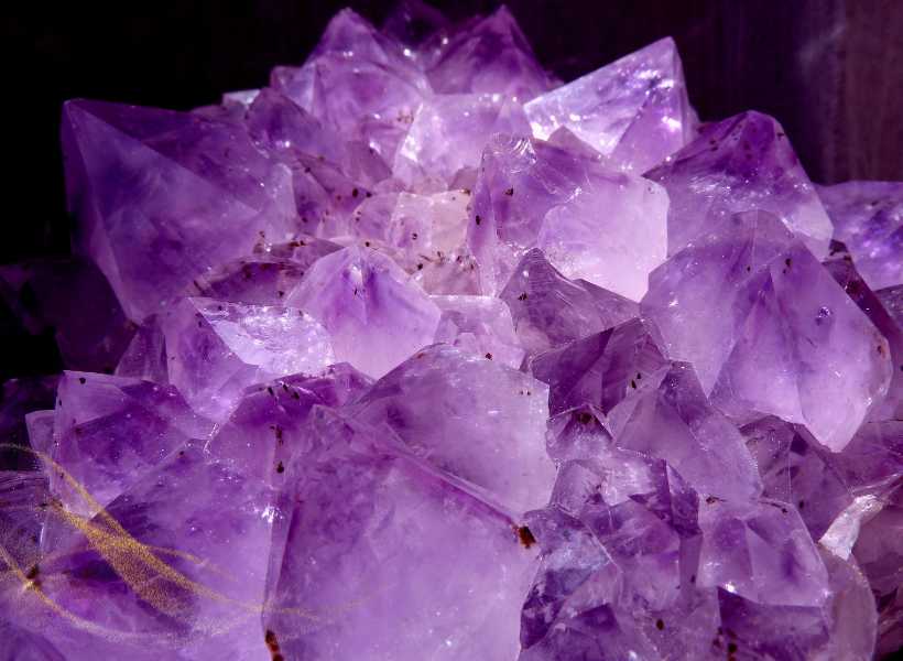 Understanding The Healing Properties Of Amethyst Crystals
