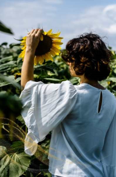 Sunflower meaning in personality